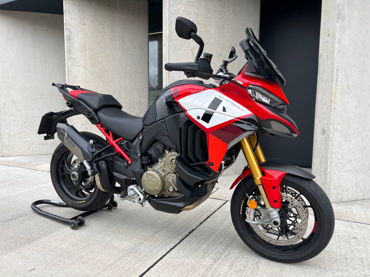 DUCATI MULTISTRADA V4 PIKES PEAK